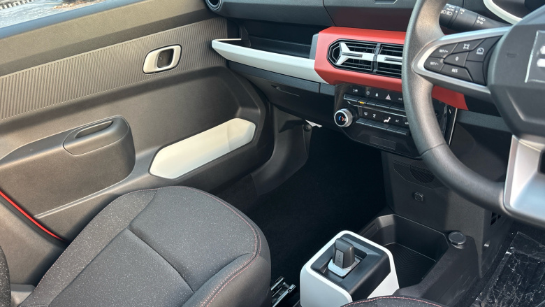 Dacia Spring 27kWh Expression 65 48kW 5dr Auto Electric Hatchback